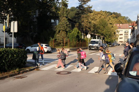 Vabilo na Usposabljanje za izvajanje Pešbusa in Bicivlaka