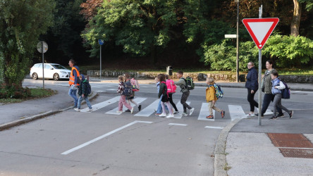 Vabilo za šole in občine: Izmenjava praks izvajanja Pešbusa in Bicivlaka